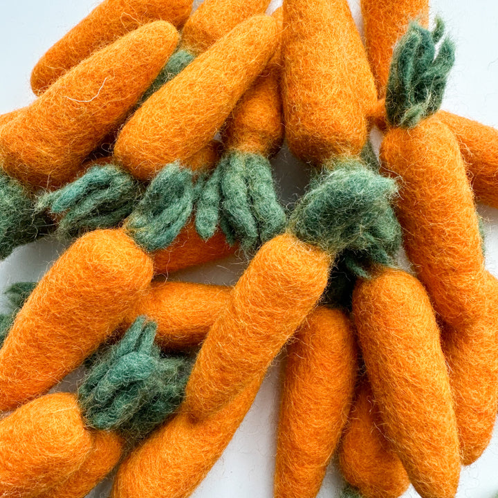 Felt carrot