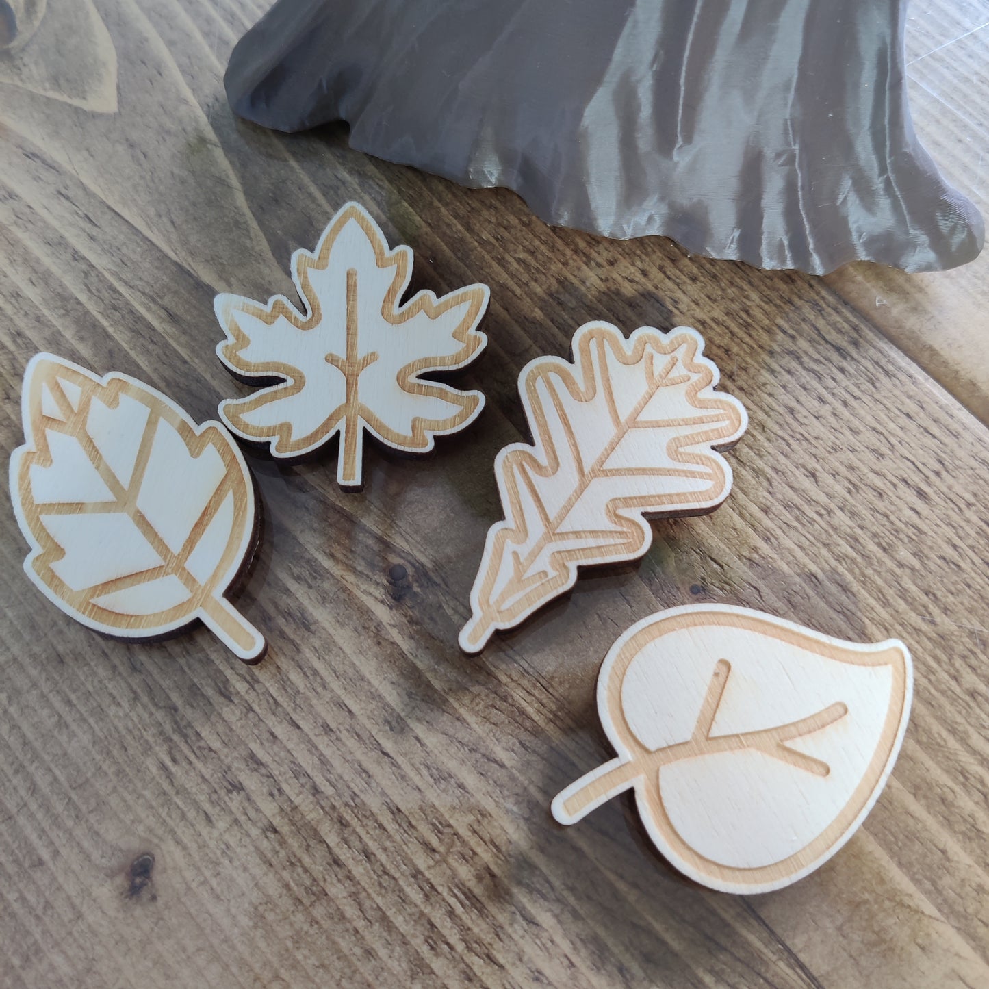 Leaves Loose Parts (4 pieces)