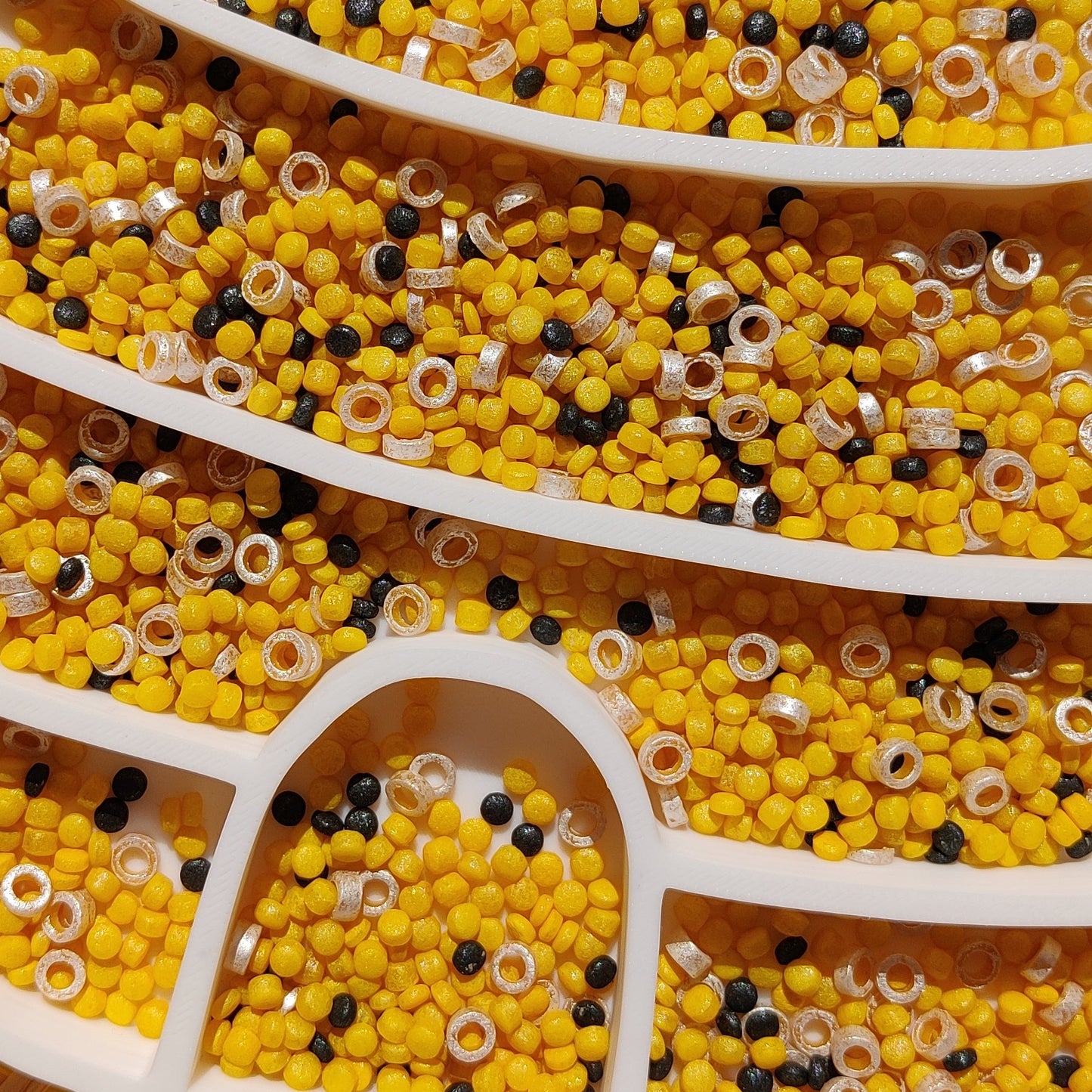 Busy Bee Sensory Play Base