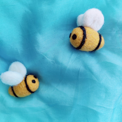 Felt Bee