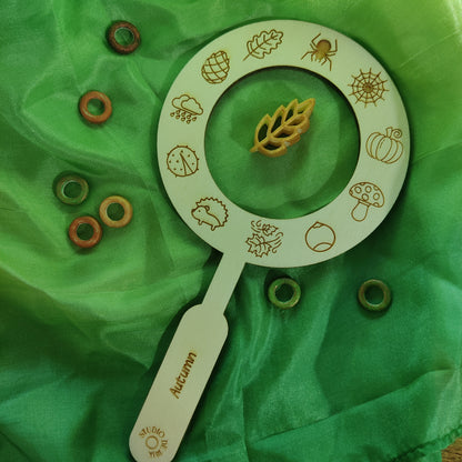 Magnifying Glass ( Autumn )