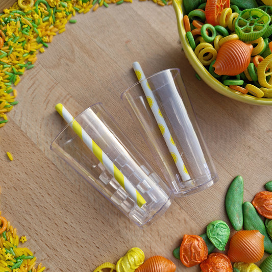 2 x Glasses & Straws + 8  Mini Ice Cubes