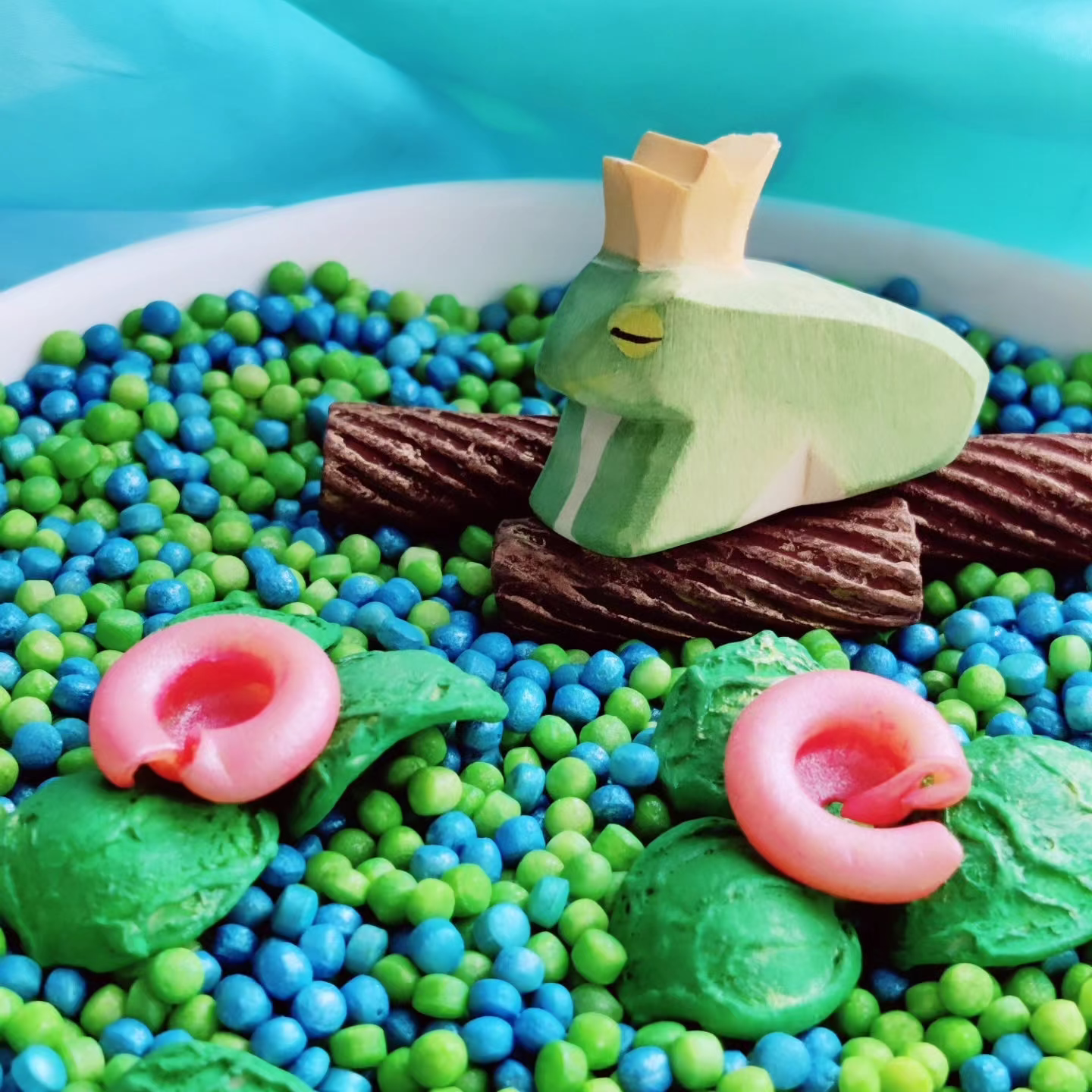 Lily Pond Sensory Play Base